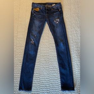 Women’s‎ Buckaroo Skinny Studded Patchwork Distressed Jeans See Measurements 28